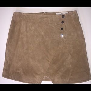 MNG suede skirt